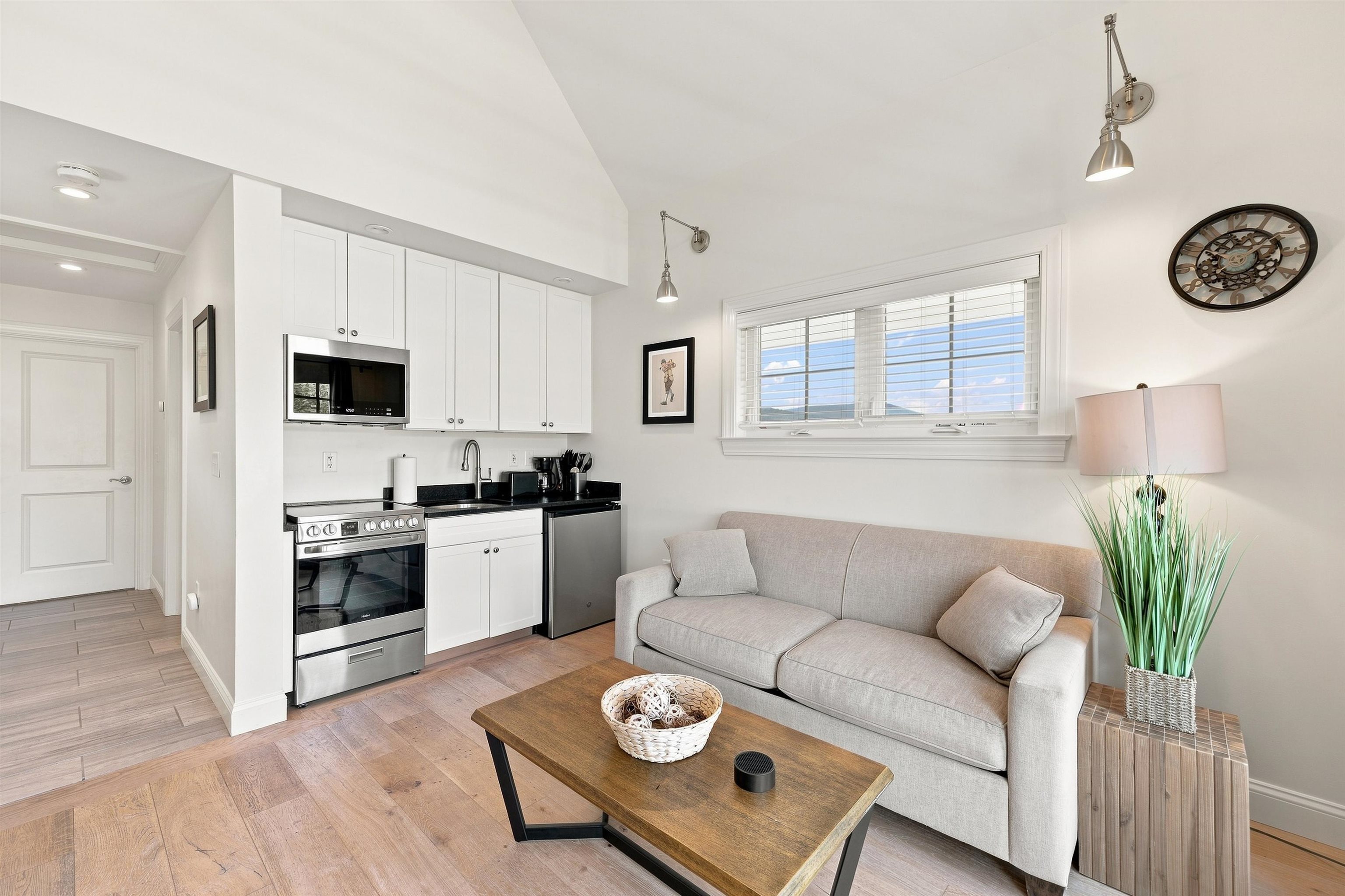 90 Lafayette Road, Unit I Thornton, NH 03285 - Photo 12 of 48 Gallery Image 12