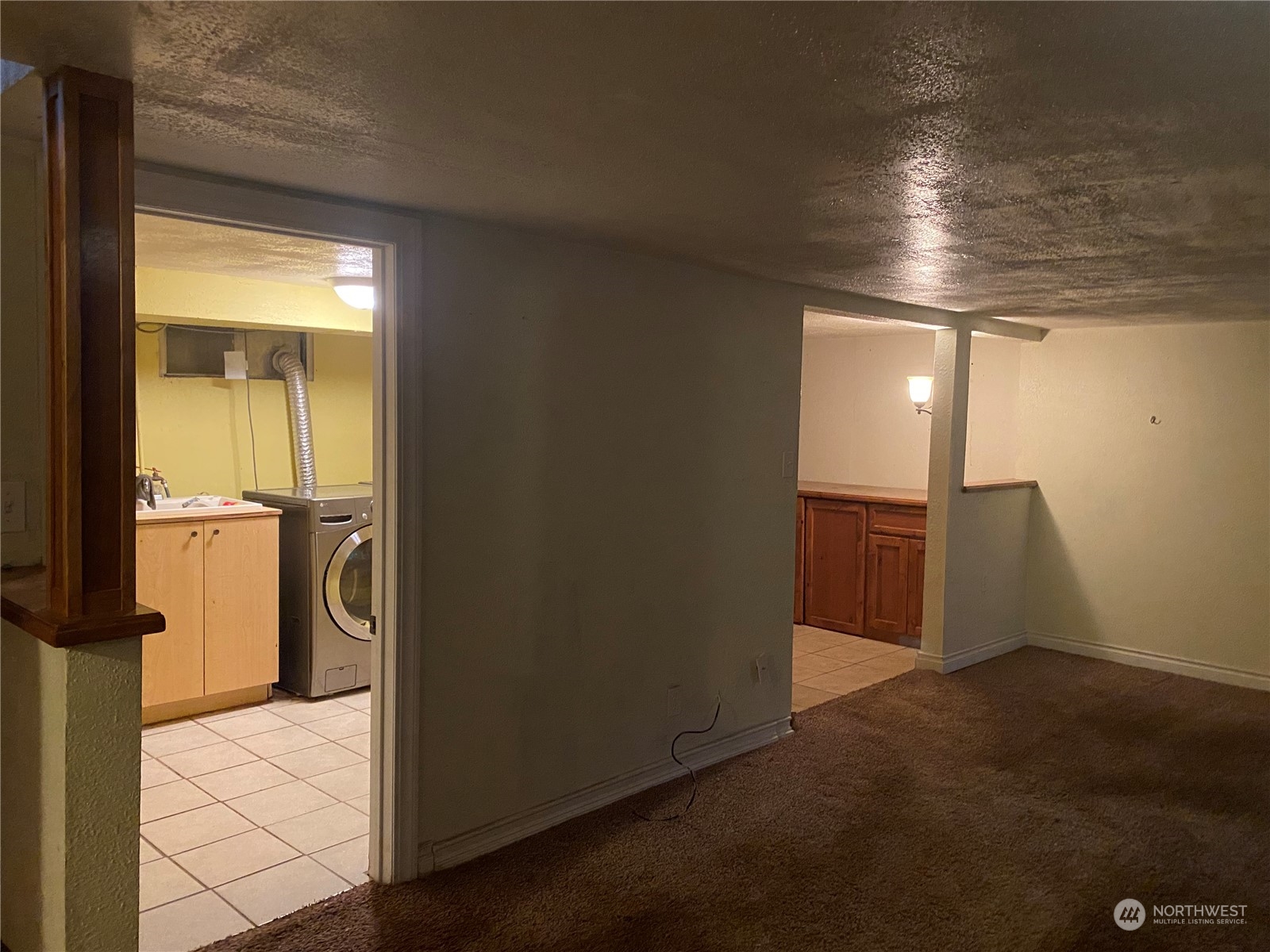 4008 North Marguerite Road Spokane, WA 99212 - Photo 20 of 40 wooden floor in an empty room