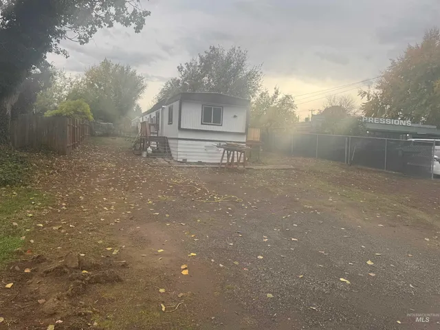 $170,000 | 1483 Elm Street, Clarkston, WA 99403