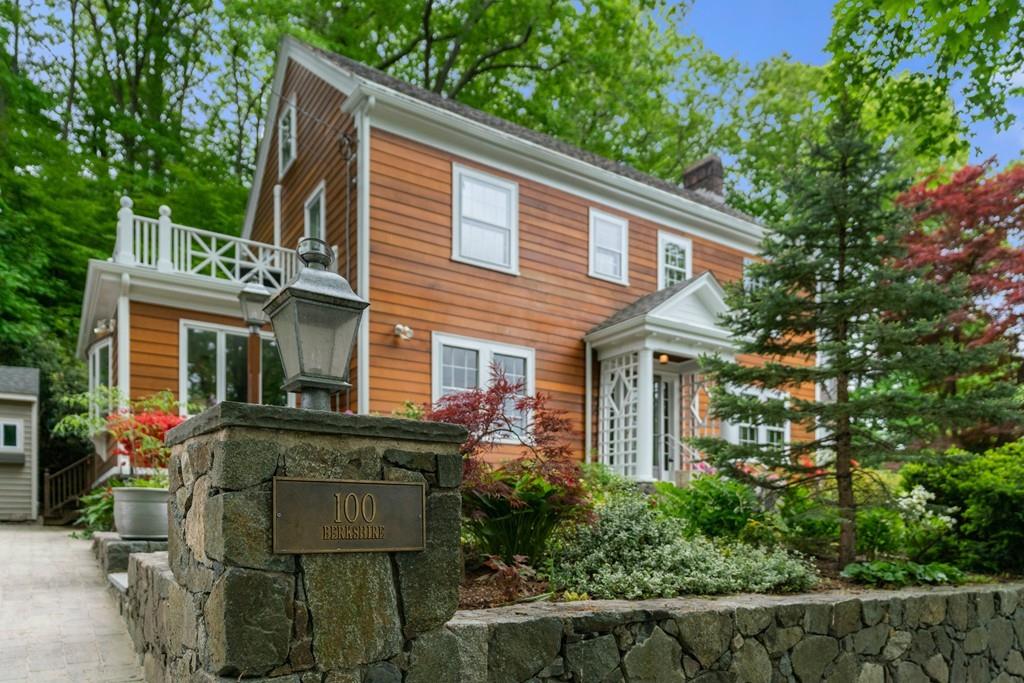 100 Berkshire Road Newton, MA 02460 - Photo 2 of 42 Gallery Image 2