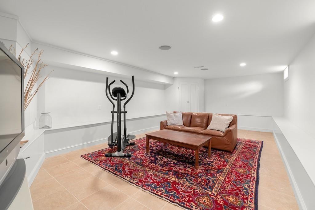 100 Berkshire Road Newton, MA 02460 - Photo 26 of 42 Gallery Image 26