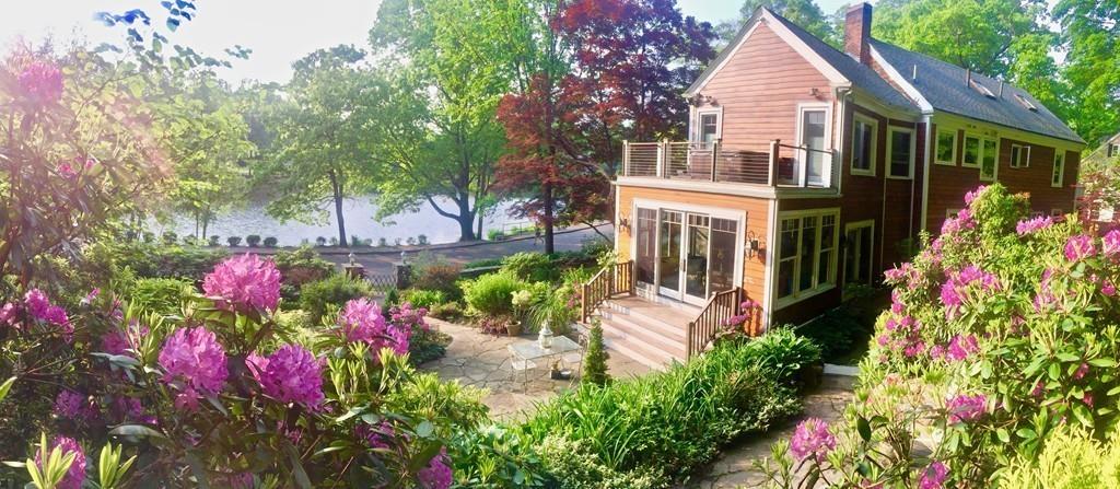 100 Berkshire Road Newton, MA 02460 - Photo 3 of 42 Gallery Image 3