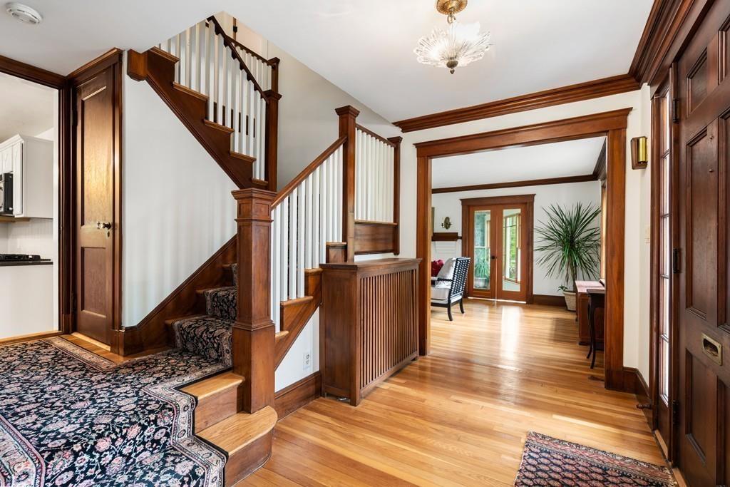 100 Berkshire Road Newton, MA 02460 - Photo 5 of 42 Gallery Image 5