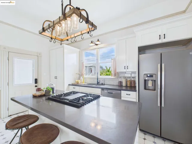 $849,000 | 1054 24th Street, Oakland, CA 94607