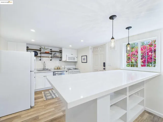 $849,000 | 1054 24th Street, Oakland, CA 94607