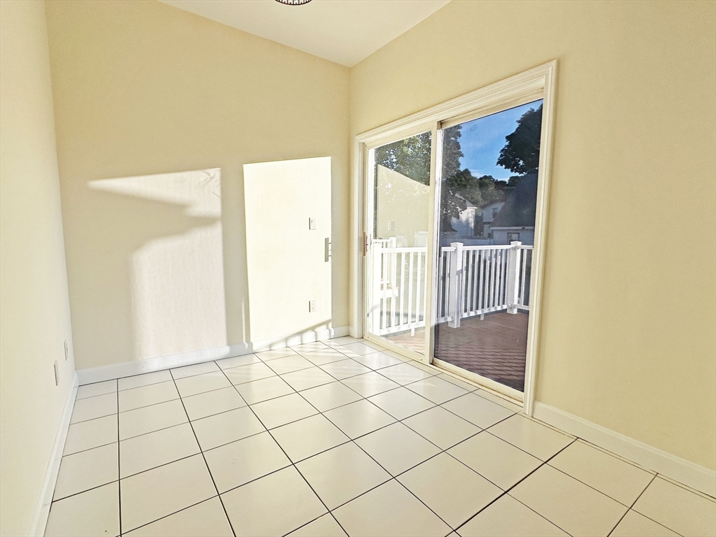 47 Eddy Street Newton, MA 02465 - Photo 4 of 17