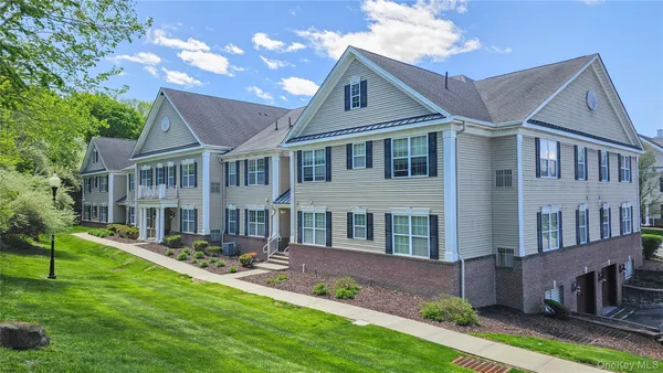 $3,195 | 115 Center Street, Goshen, NY 10924