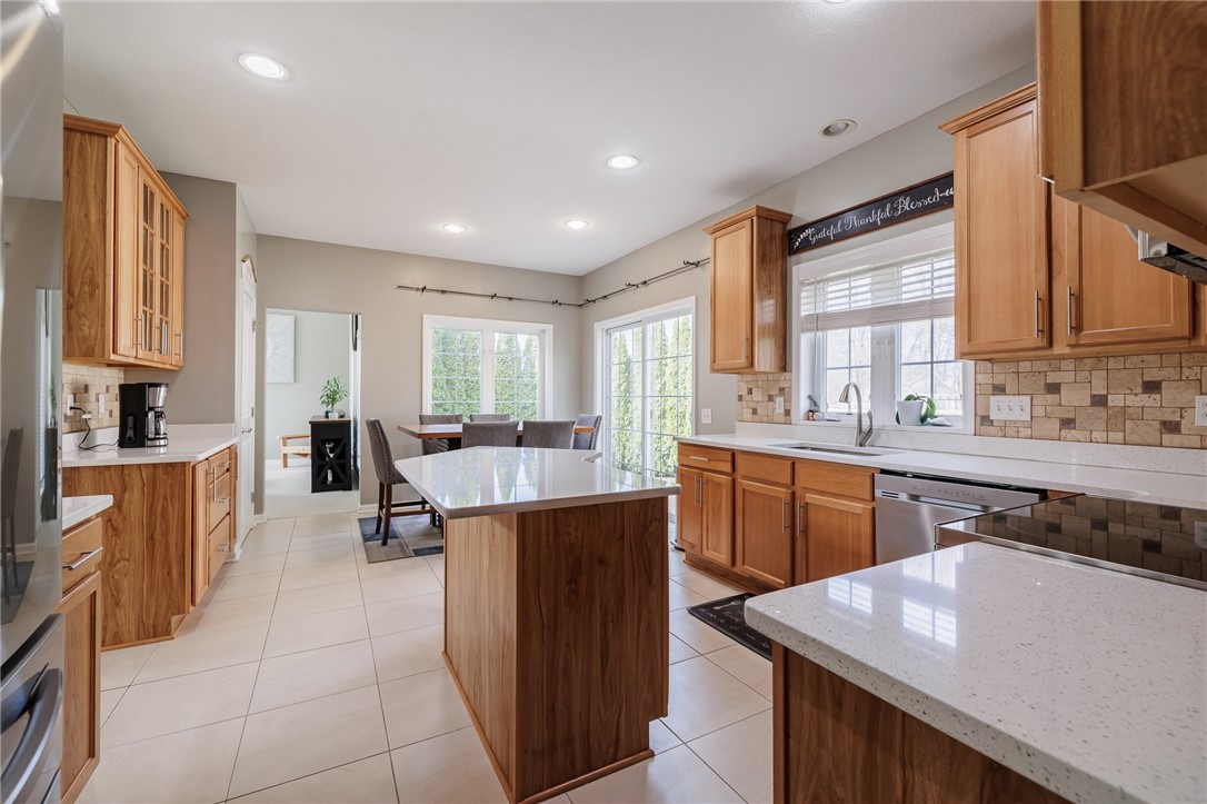 899 Lothario Circle Webster, NY 14580 - Photo 13 of 36