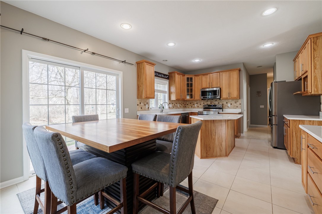 899 Lothario Circle Webster, NY 14580 - Photo 14 of 36