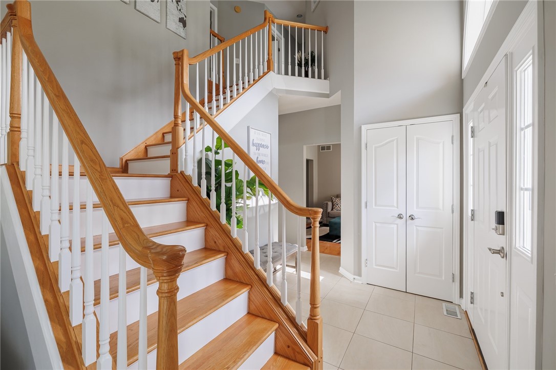 899 Lothario Circle Webster, NY 14580 - Photo 5 of 36