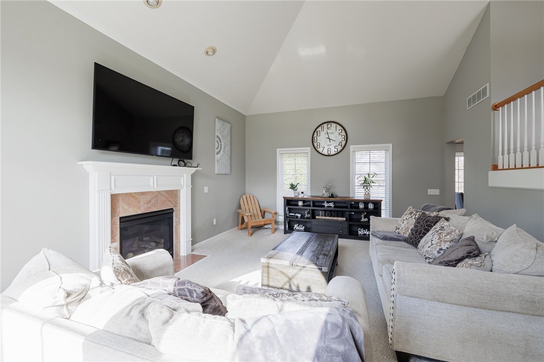 899 Lothario Circle Webster, NY 14580 - Photo 7 of 36