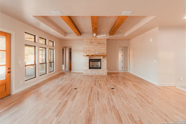 $759,900 | 129 Hondo Ridge, La Vernia, TX 78121