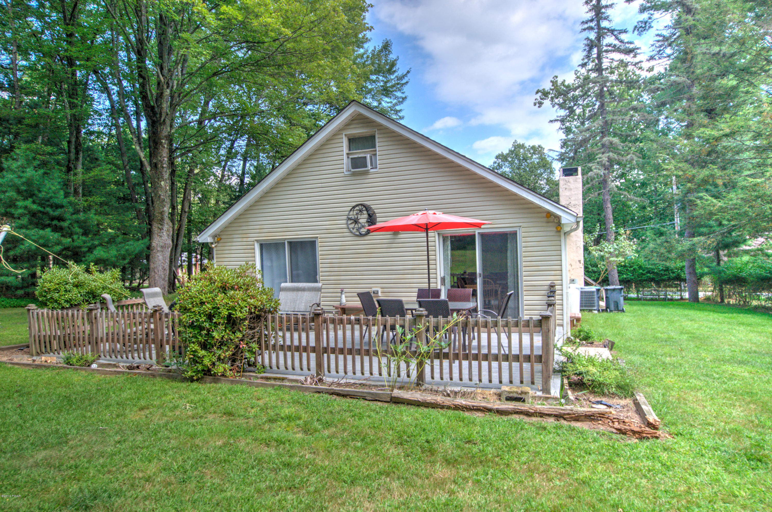 125 Old Oak Road Tafton, PA 18464 - Photo 1 of 35 exterior