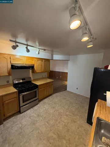 $139,999 | 9 Palm Drive, Pittsburg, CA 94565