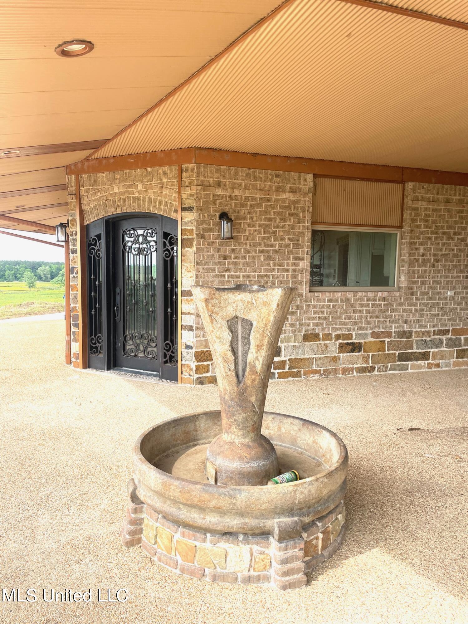 1665 Airport Road Newton, MS 39345 - Photo 6 of 60 IMG_5684