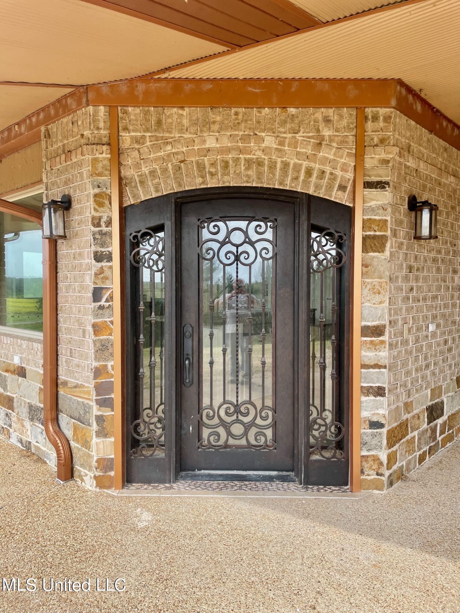 1665 Airport Road Newton, MS 39345 - Photo 7 of 60 IMG_5682