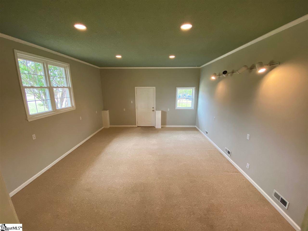 1725 Crawford Road Gray Court, SC 29645 - Photo 17 of 36