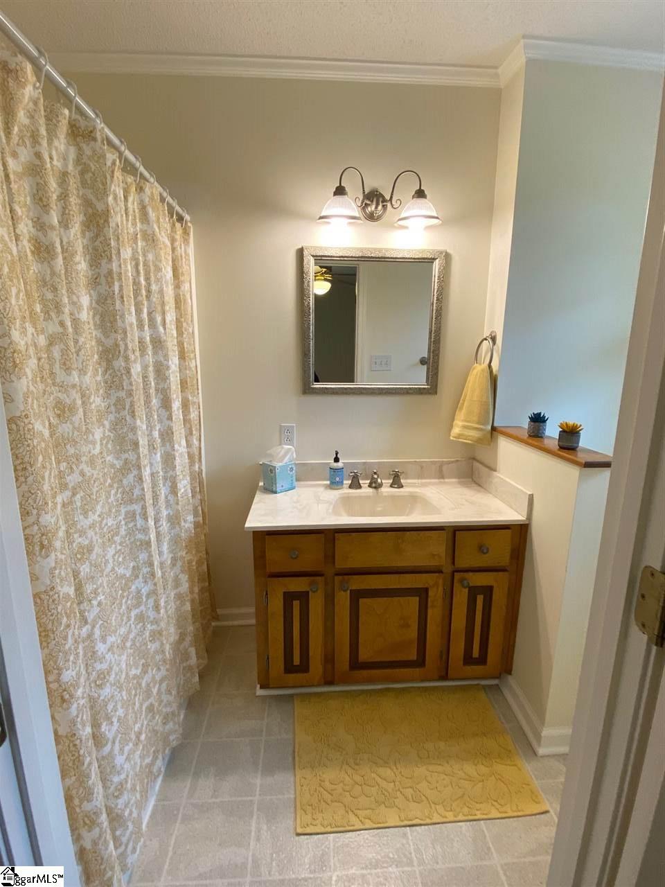 1725 Crawford Road Gray Court, SC 29645 - Photo 20 of 36