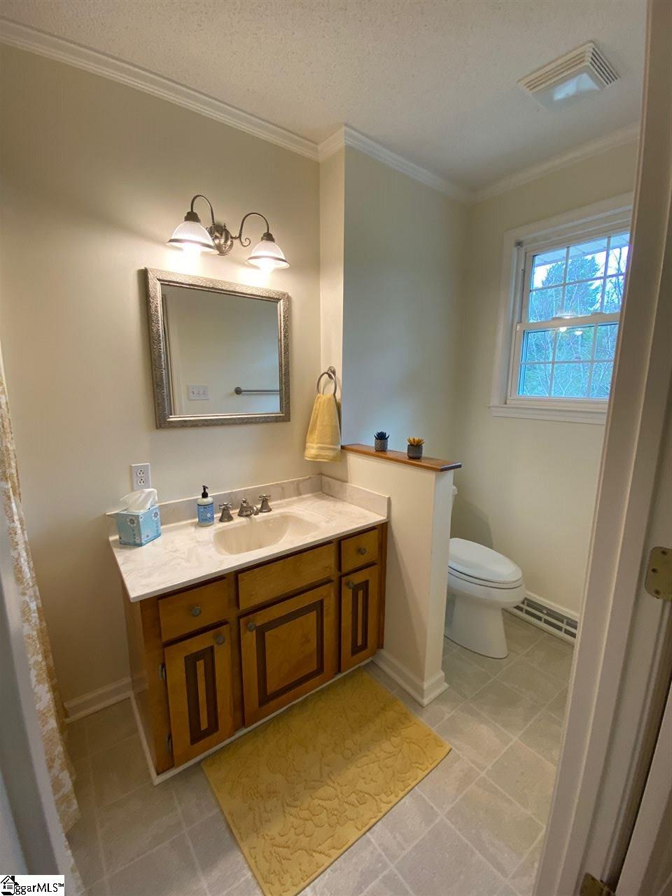 1725 Crawford Road Gray Court, SC 29645 - Photo 21 of 36