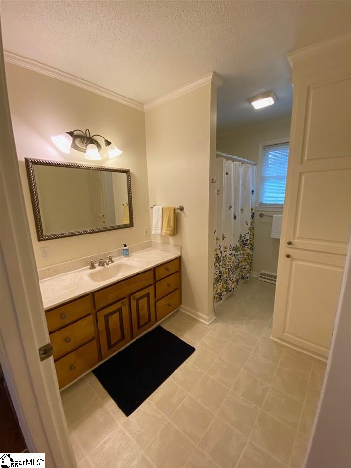 1725 Crawford Road Gray Court, SC 29645 - Photo 24 of 36