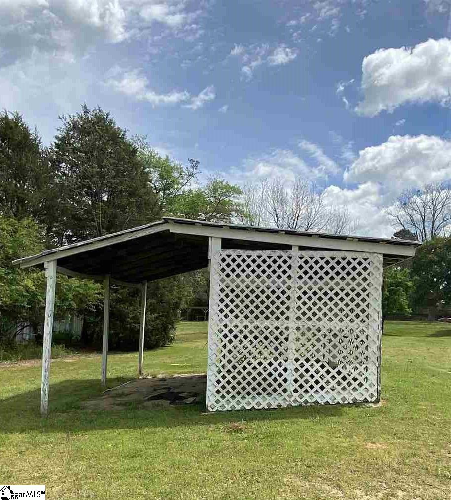 1725 Crawford Road Gray Court, SC 29645 - Photo 30 of 36