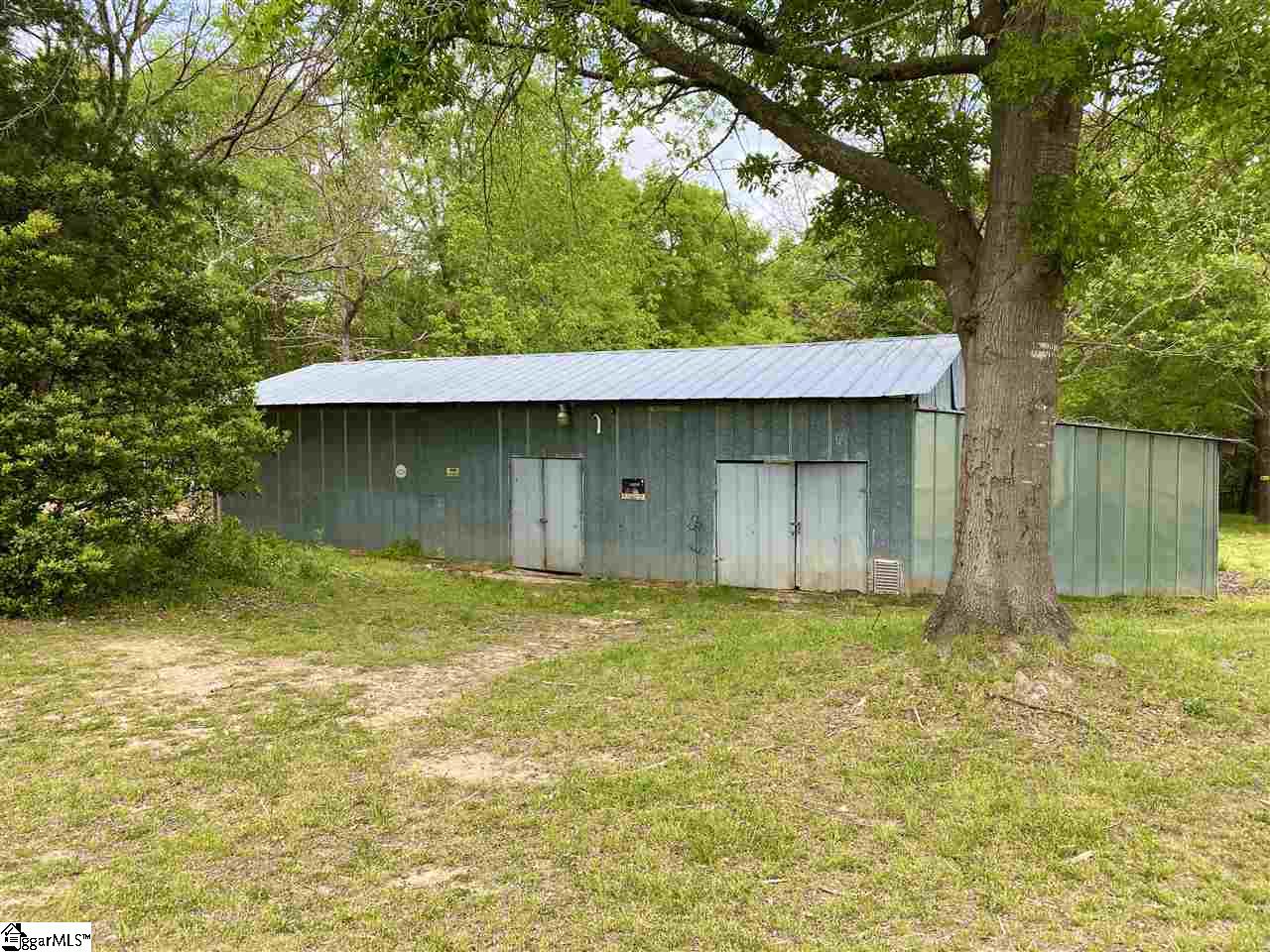 1725 Crawford Road Gray Court, SC 29645 - Photo 32 of 36
