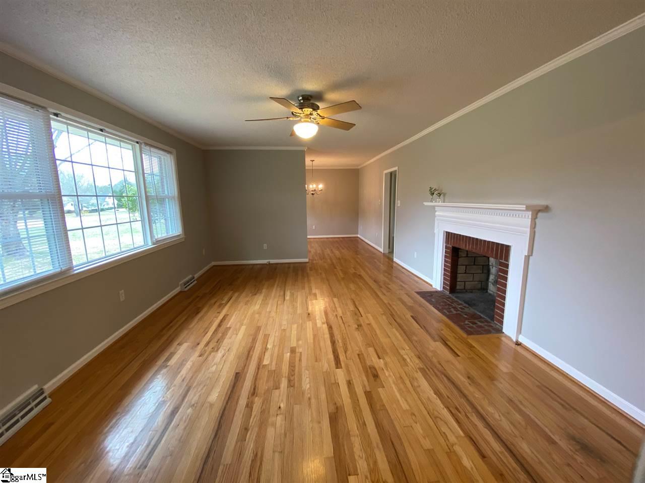 1725 Crawford Road Gray Court, SC 29645 - Photo 8 of 36
