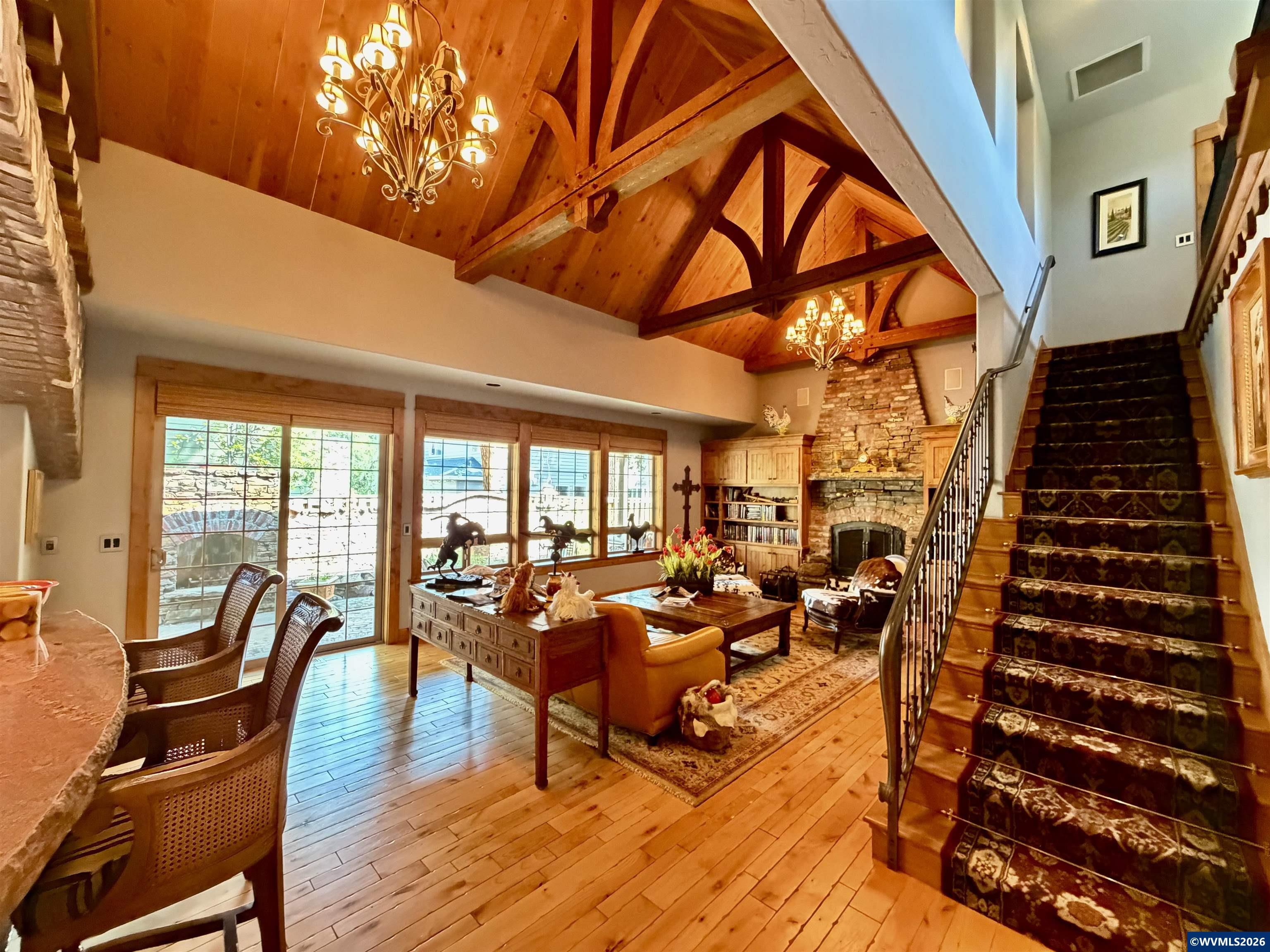 61212 Gorge View Street Bend, OR 97702 - Photo 4 of 9