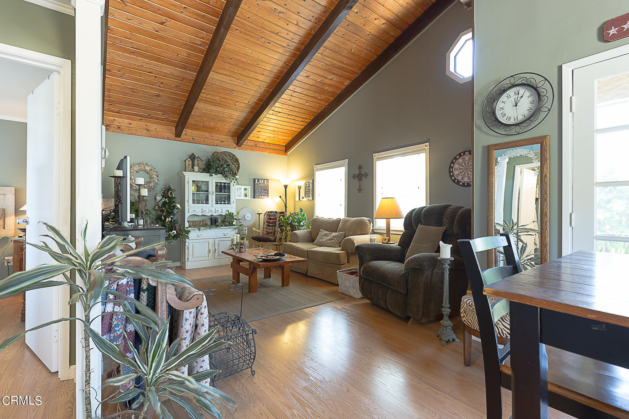 335 Mesa Drive Camarillo, CA 93010 - Photo 28 of 35 untitled-5