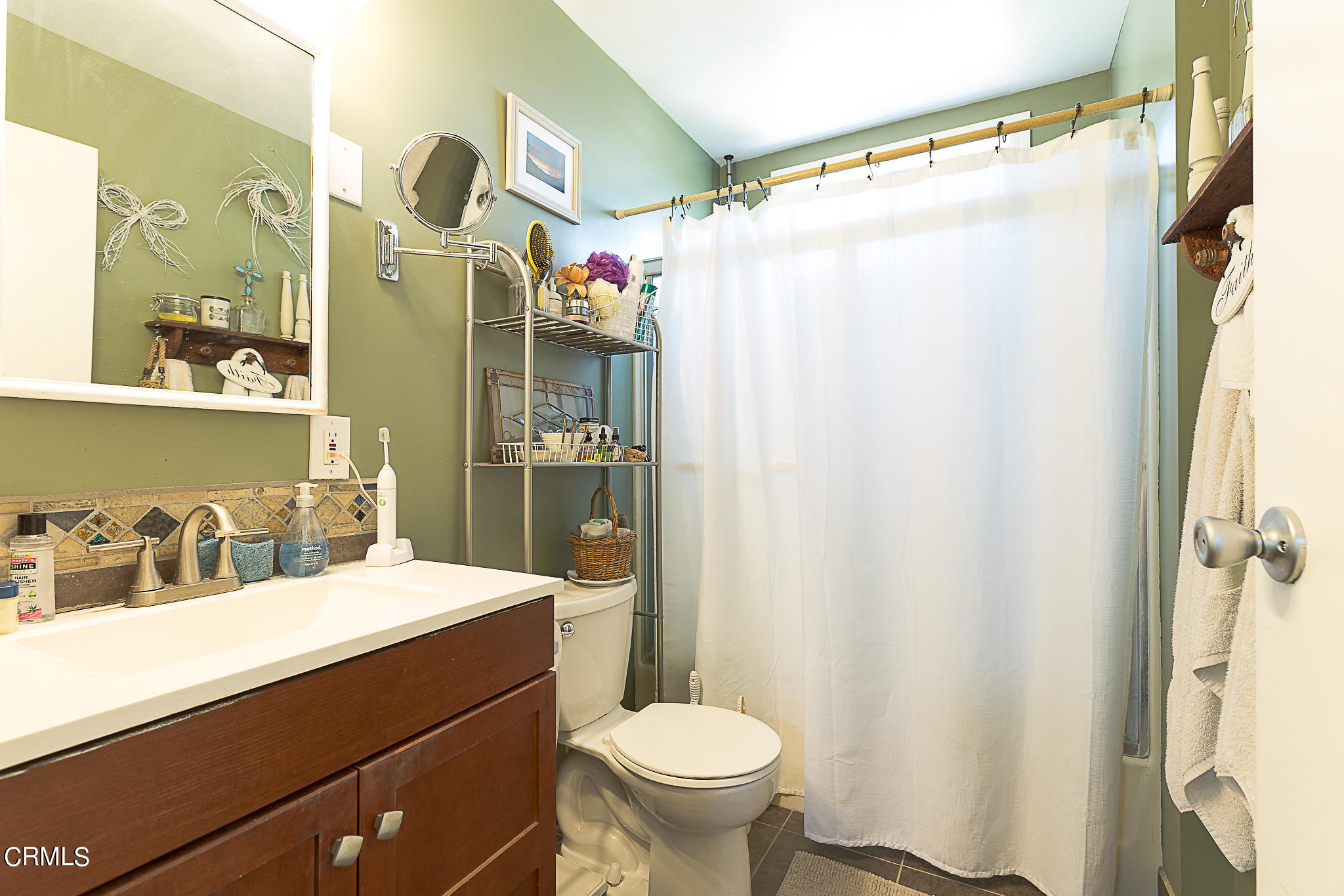 335 Mesa Drive Camarillo, CA 93010 - Photo 30 of 35 untitled-7