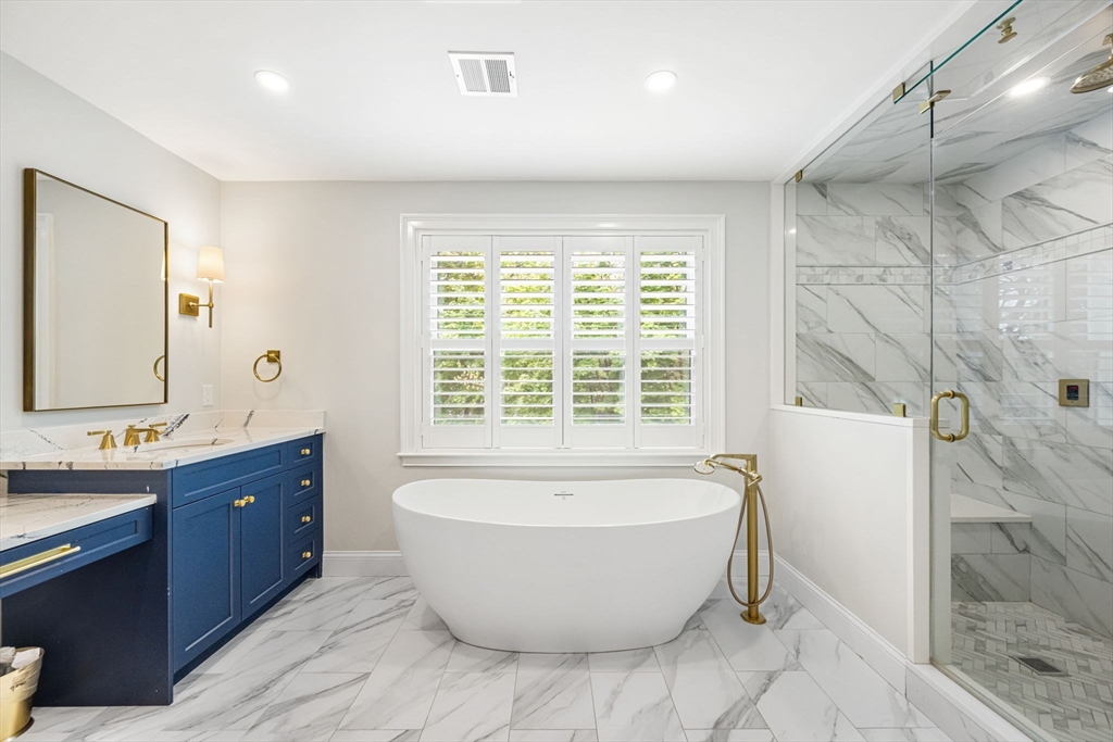 7 Phyllis Lane Milton, MA 02186 - Photo 19 of 37