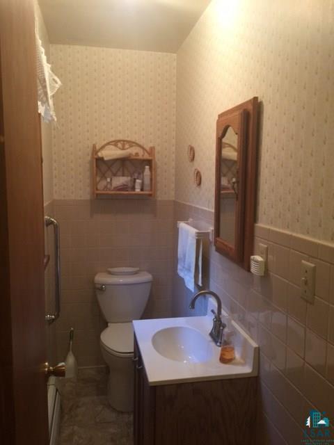 3953 Old Midway Road Hermantown, MN 55810 - Photo 5 of 19 Bathroom