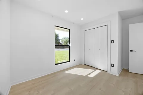 $449,500 | 5261 Meadow Creek Drive, Austin, TX 78745