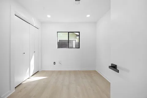 an empty room with window