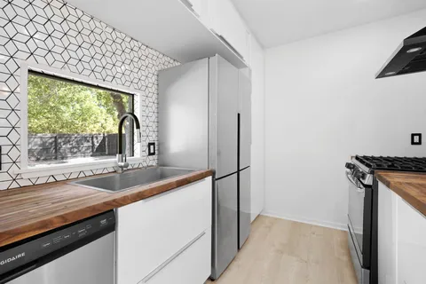 $449,500 | 5261 Meadow Creek Drive, Austin, TX 78745