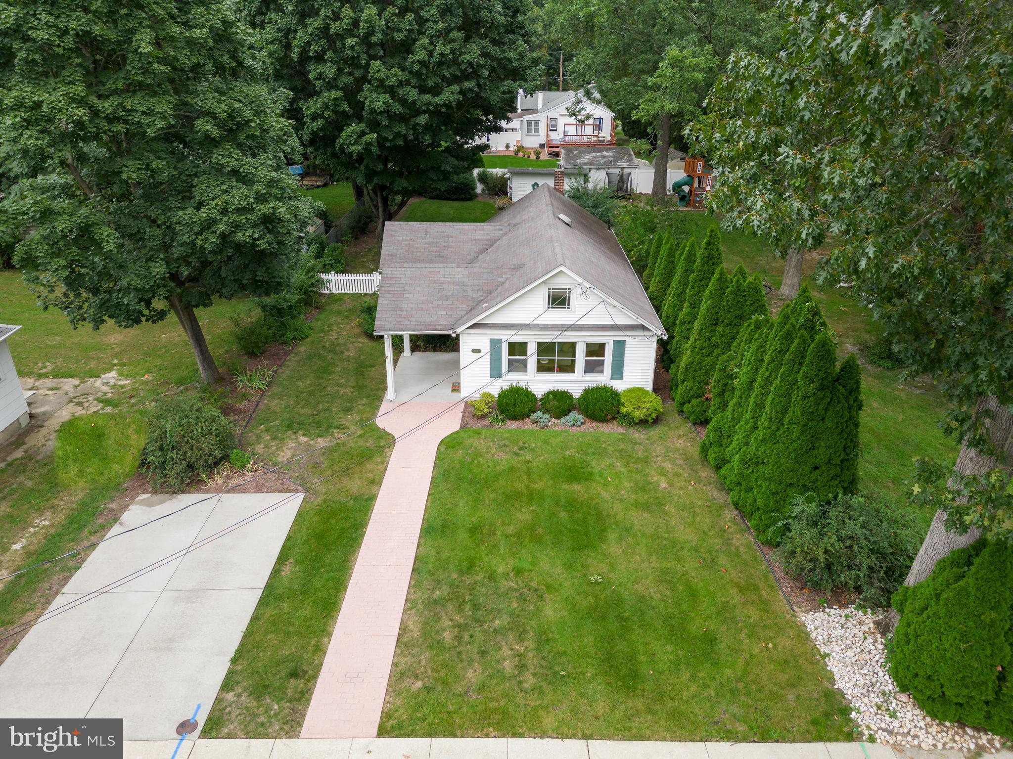 109 East 9th Avenue Pine Hill, NJ 08021 - Photo 2 of 36