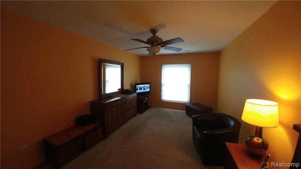 19400 West Eleven Mile Road, Unit 12 Lathrup Village, MI 48076 - Photo 19 of 26
