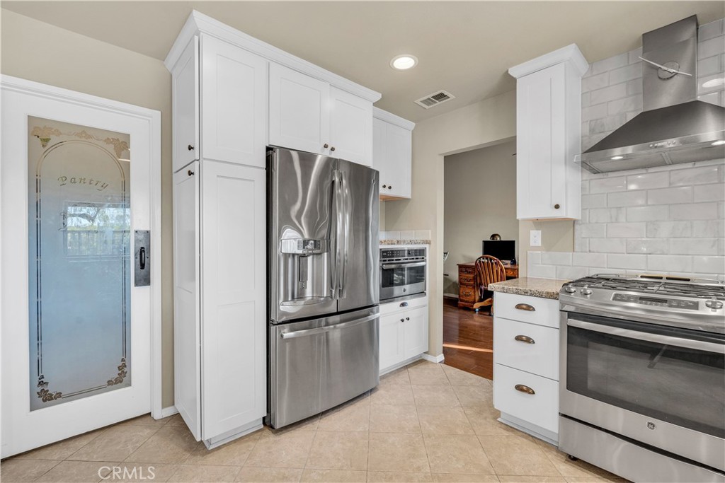 21390 Vía Del Parque Yorba Linda, CA 92887 - Photo 12 of 45