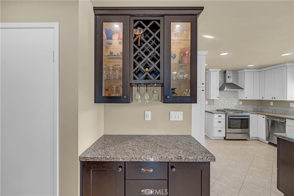21390 Vía Del Parque Yorba Linda, CA 92887 - Photo 22 of 45