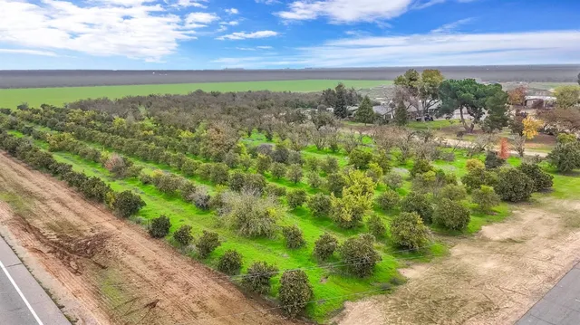 $1,400,000 | 22179 Ave 21, Madera, CA 93638