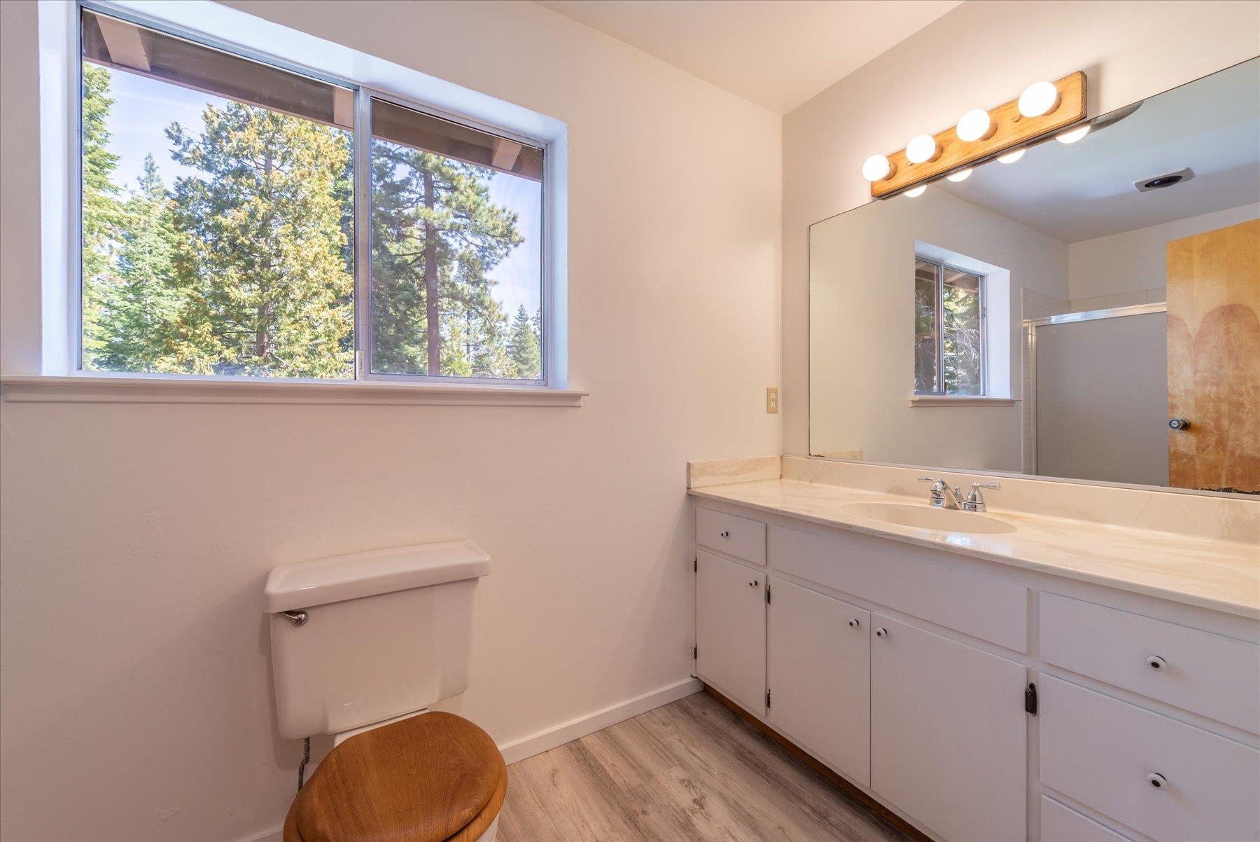 560 Old County Road Carnelian Bay, CA 96140 - Photo 19 of 23 Gallery Image 19