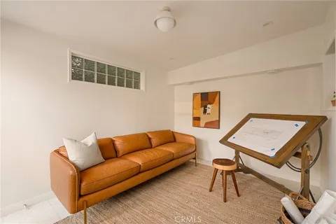 $1,395,000 | 2958 Swan Place, Los Angeles, CA 90026