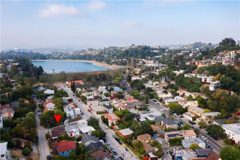 $1,395,000 | 2958 Swan Place, Los Angeles, CA 90026