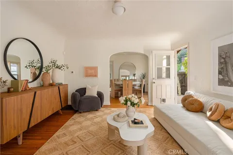 $1,395,000 | 2958 Swan Place, Los Angeles, CA 90026