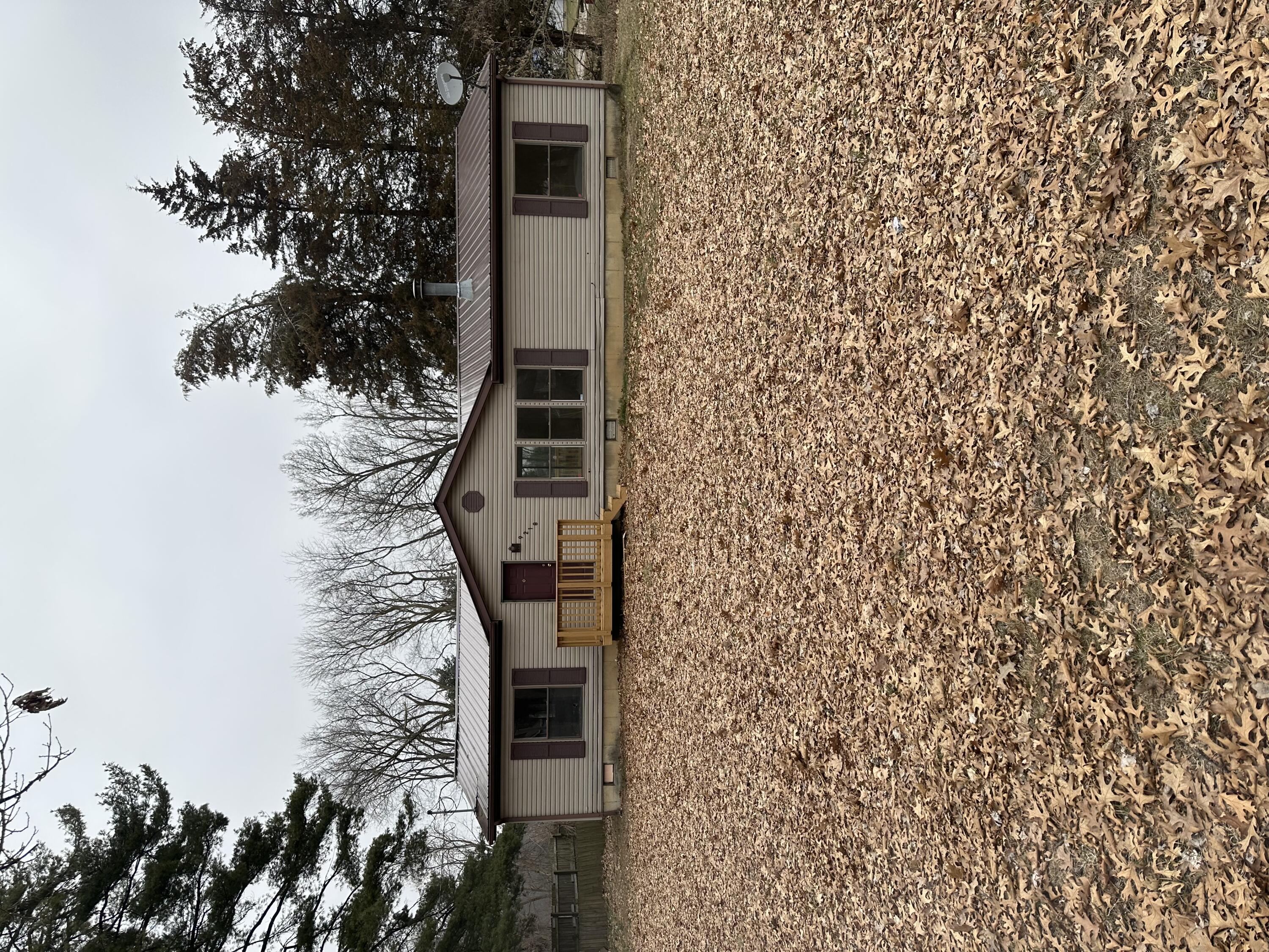 9218 Cady Road Jackson, MI 49201 - Photo 1 of 7 Front