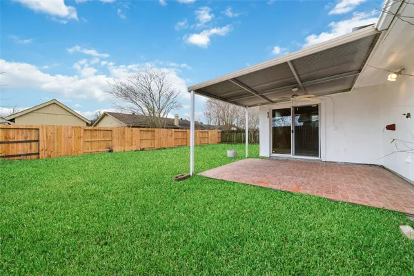 $2,250 | 11610 Grapewood Drive, Houston, TX 77089