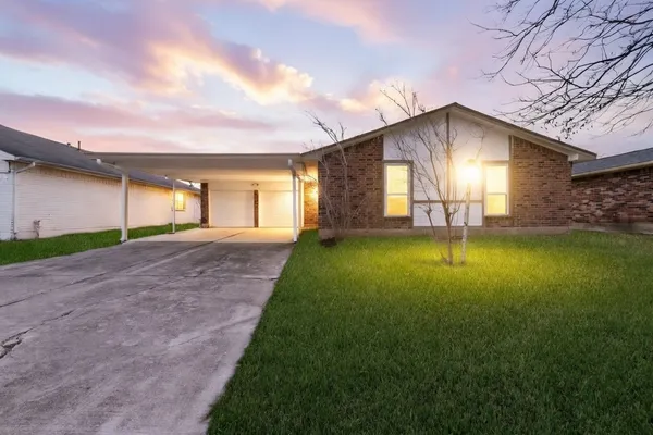$2,250 | 11610 Grapewood Drive, Houston, TX 77089