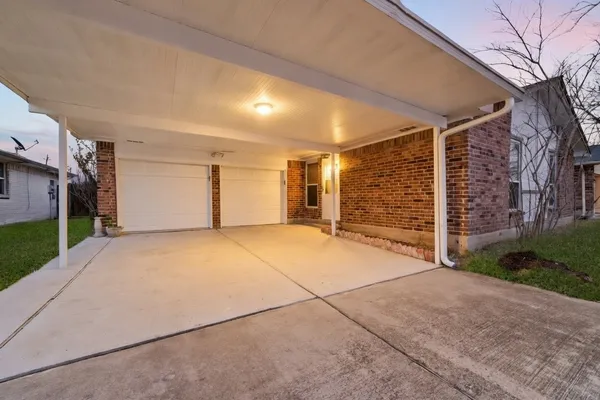 $2,250 | 11610 Grapewood Drive, Houston, TX 77089