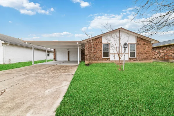 $2,250 | 11610 Grapewood Drive, Houston, TX 77089