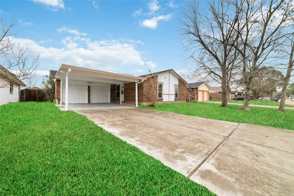 $2,250 | 11610 Grapewood Drive, Houston, TX 77089